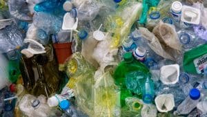 ONU Reciclagem de Plástico