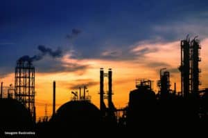 AIE Procura Global Petróleo