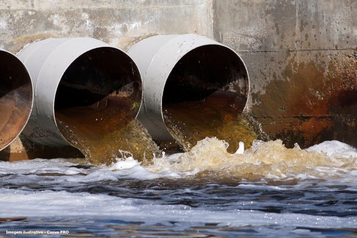 Municipio da Moita chumba contas da SIMARSUL e reivindica solução para descargas no Tejo