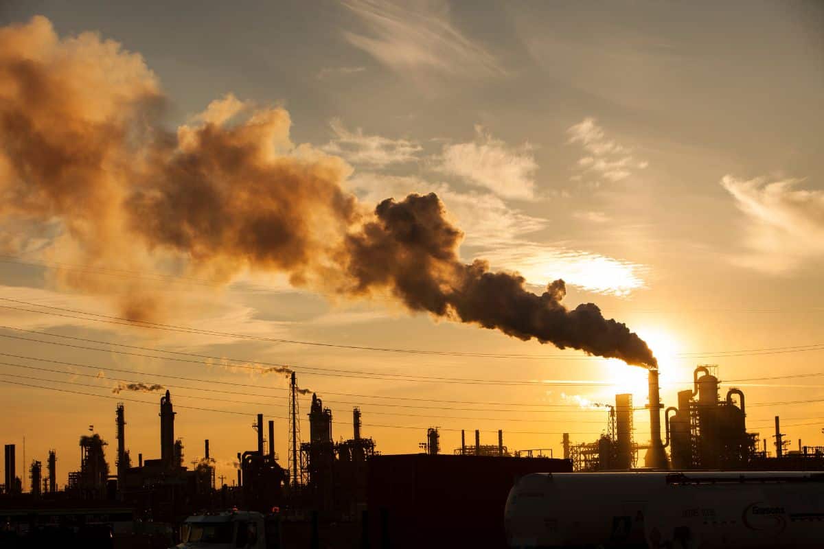 Relatório recomenda ampla restrição de poluentes eternos na Europa